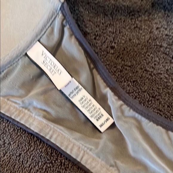 Women's Black Lace Bralette - Picture 5 of 5